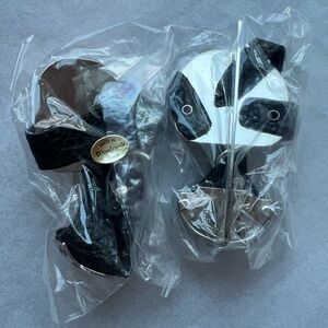 BNIB Samantha’s Ice Skates American Girl Victorian historical reproduction HTF